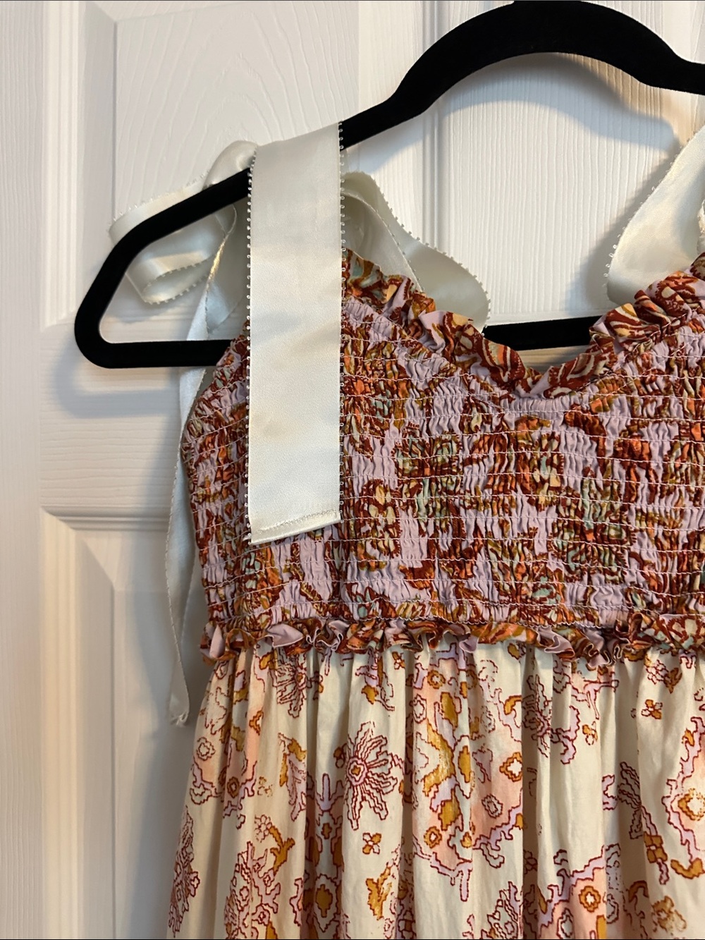 Free People Bluebell Maxi Dress: Beautiful Floral Print for Summer - Picture 4 of 14